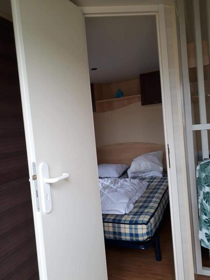 Stacaravan 4Pers In Bredene Met Eigen Tuintje 2449 Extérieur photo