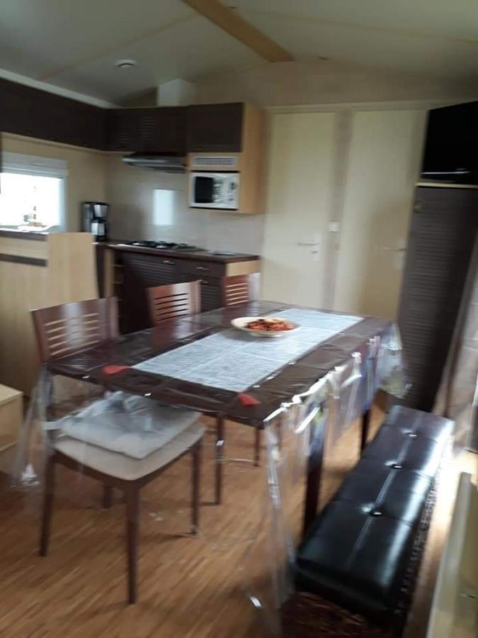 Stacaravan 4Pers In Bredene Met Eigen Tuintje 2449 Extérieur photo